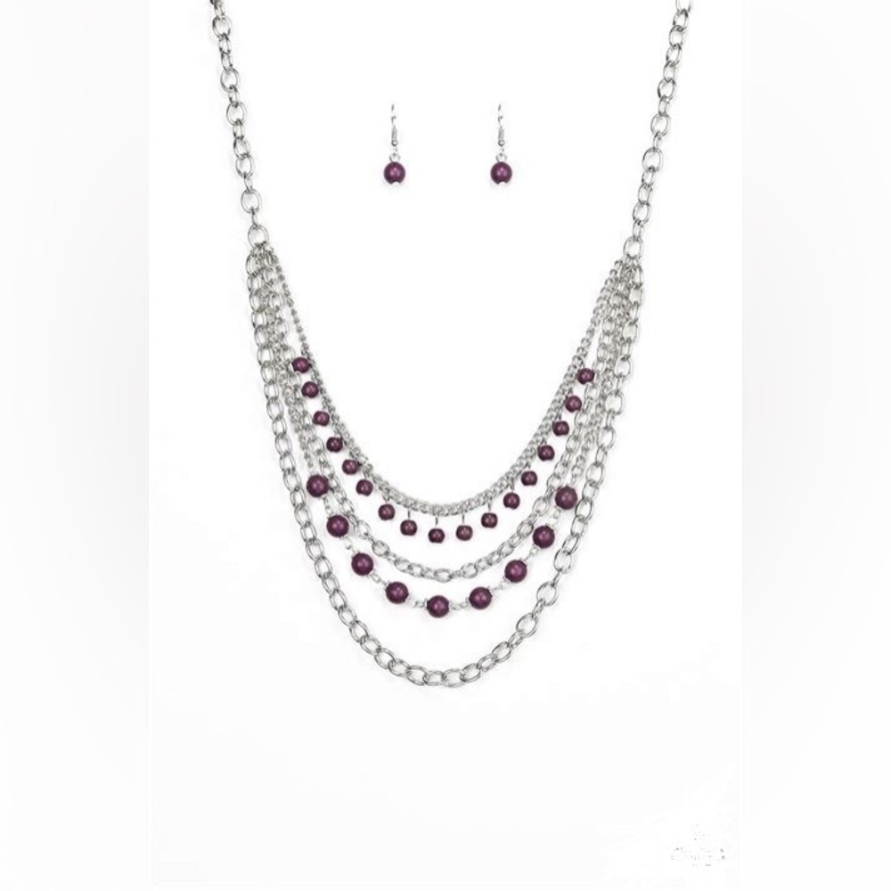 *Short multi layered silver and purple stone necklace.